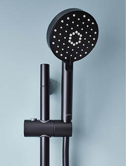 ATELIER VINTAGE-ZOOM 1 DOUCHETTE AWAKEN 1 JACOB - 20210091 - SHOOTS MARS 2021 ATELIER VINTAGE-ZOOM 1 DOUCHETTE AWAKEN       ZOOM 1 DOUCHETTE AWAKEN